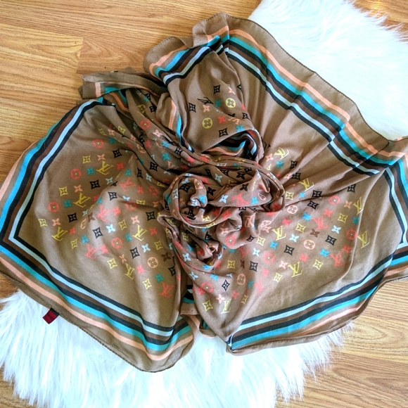 Ladies Fashion Scarf - Picture 3 of 6